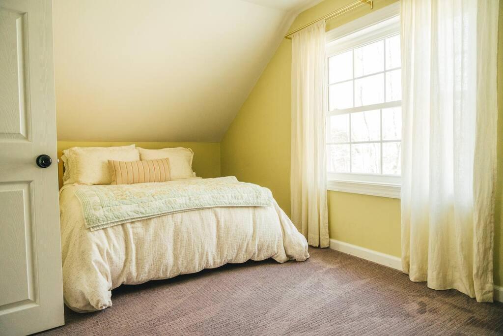 Cozy Cottage, Hot Tub, Fire Pit, 15Min To Hudson And Hiking Catskill Esterno foto