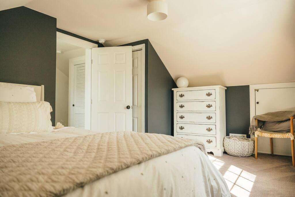 Cozy Cottage, Hot Tub, Fire Pit, 15Min To Hudson And Hiking Catskill Esterno foto